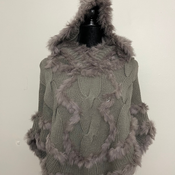 Vintage Cable Knit Rabbit Fur Hooded Poncho Cape | Gray Rabbit Fur Cable Knit Poncho with Hood