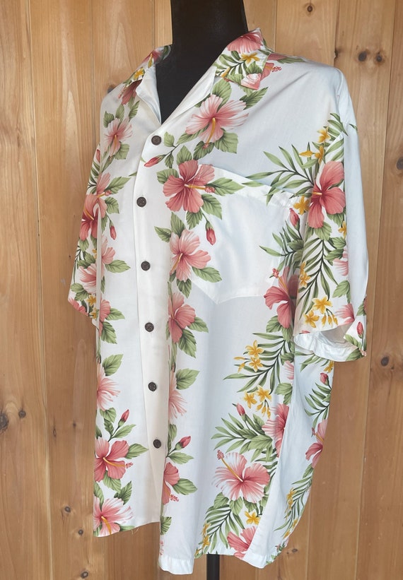 Chemise Hawaïenne Kalaheo 100% Rayon Made In Hawaii - Taille XL, Couleur Rose Beige à Fleurs, Occasion Très Bon état