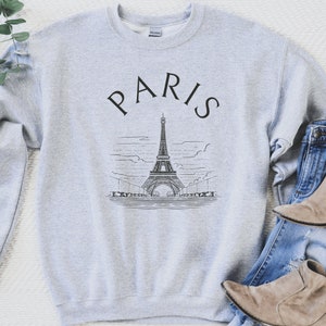 Eiffel Tower Paris Sweatshirt Gift for Travel Lover Trendy University College Aesthetic Crewneck Sweatshirt La Tour Eiffel Paris France Tee