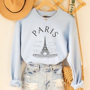 Eiffel Tower Paris Sweatshirt Gift for Travel Lover Trendy University College Aesthetic Crewneck Sweatshirt La Tour Eiffel Paris France Tee