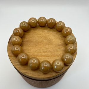 Klasse A Natürliche Gelbe Burma Jadeit Perlen elastisches Armband