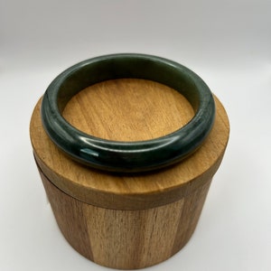 Grade A Natural  Green Myanmar Jadeite Bangle