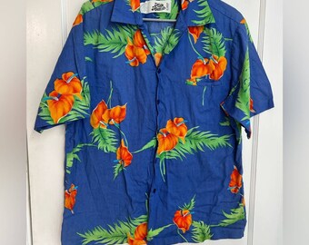 Hilo Hattie’s Hawaiian Button up