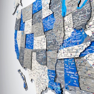 Décoration murale en bois bleue avec carte des Etats-Unis, carte des Etats-Unis, cadeau de pendaison de crémaillère, carte des Etats-Unis avec une épingle, carte de voyage, carte en bois cadeau d'anniversaire, carte de décoration murale maison