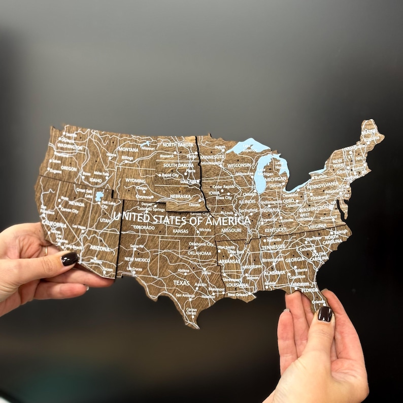 Mapa del mundo de madera, gran decoración de pared, regalo de 5.º aniversario, mapa del mundo de madera con chinchetas, mapa del mundo 3D para decorar encima de la cama, mapa del mundo de madera imagen 11