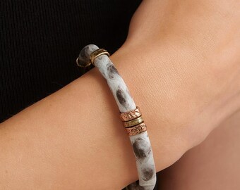 Pulsera de cuero y cobre hecha a mano: joyería unisex ajustable