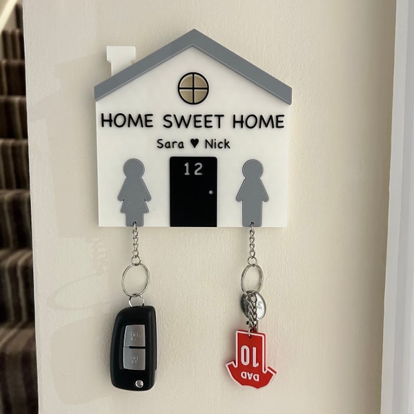 Couple Personalised His and Her’s House Key Holder with Names and Door Number and Removable Keychains