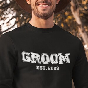 Groom 2023 Sweatshirt - Groom and Bride Matching Shirts Fiance Gift