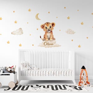 Calcomanía de pared con nombre, decoración de habitación infantil, calcomanía de león, calcomanía de pared con nombre de niño, decoración de guardería para niño, calcomanías de safari, decoración de dormitorio de niño, león, nube, estrellas