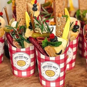 Red Gingham Charcuterie Cups SET OF 10 Birthday Party Grazing Kraft Charcuterie Cups, Indepence Day Individual Appetizer Snack Favor Cups