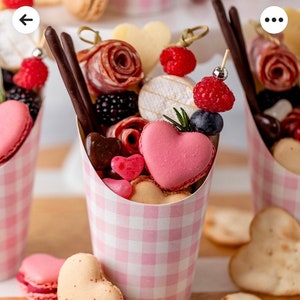 Pink Gingham Charcuterie Cups SET OF 10, Baby Girl 1st Birthday Appetizer Snack Cup, Girl Baby Shower Individual Fruit Dessert Food Display