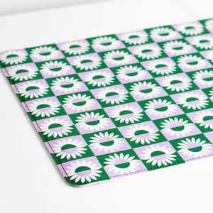 Blumen Print Schreibtischunterlage / Gemustertes Vegan Leder / Doppelseitige Schreibtischunterlage / Computer Maus Unterlage / Wasserabweisende Oberfläche / Büro Accessoire