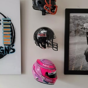 THE BEST F1 1:2 scale Helmet Holders 3D printed in pla, Show off your half scale helmets Racing, collectible, memorabilia, hanger, Formula 1