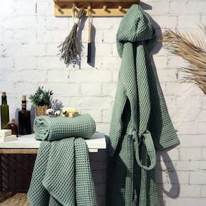 Serviette turque gaufrée, serviette de toilette ou de bain de luxe, cadeau de pendaison de crémaillère unique Sage Green