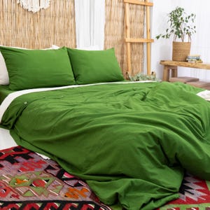 Housse de couette en lin vert royal pour grand lit : literie bohème