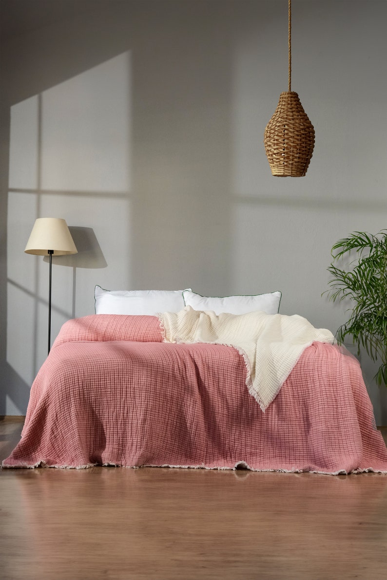 5 Layers King Size Gauze Comforter , OEKO-TEX Certified, Muslin Quilt, Organic Throw Blanket Pink