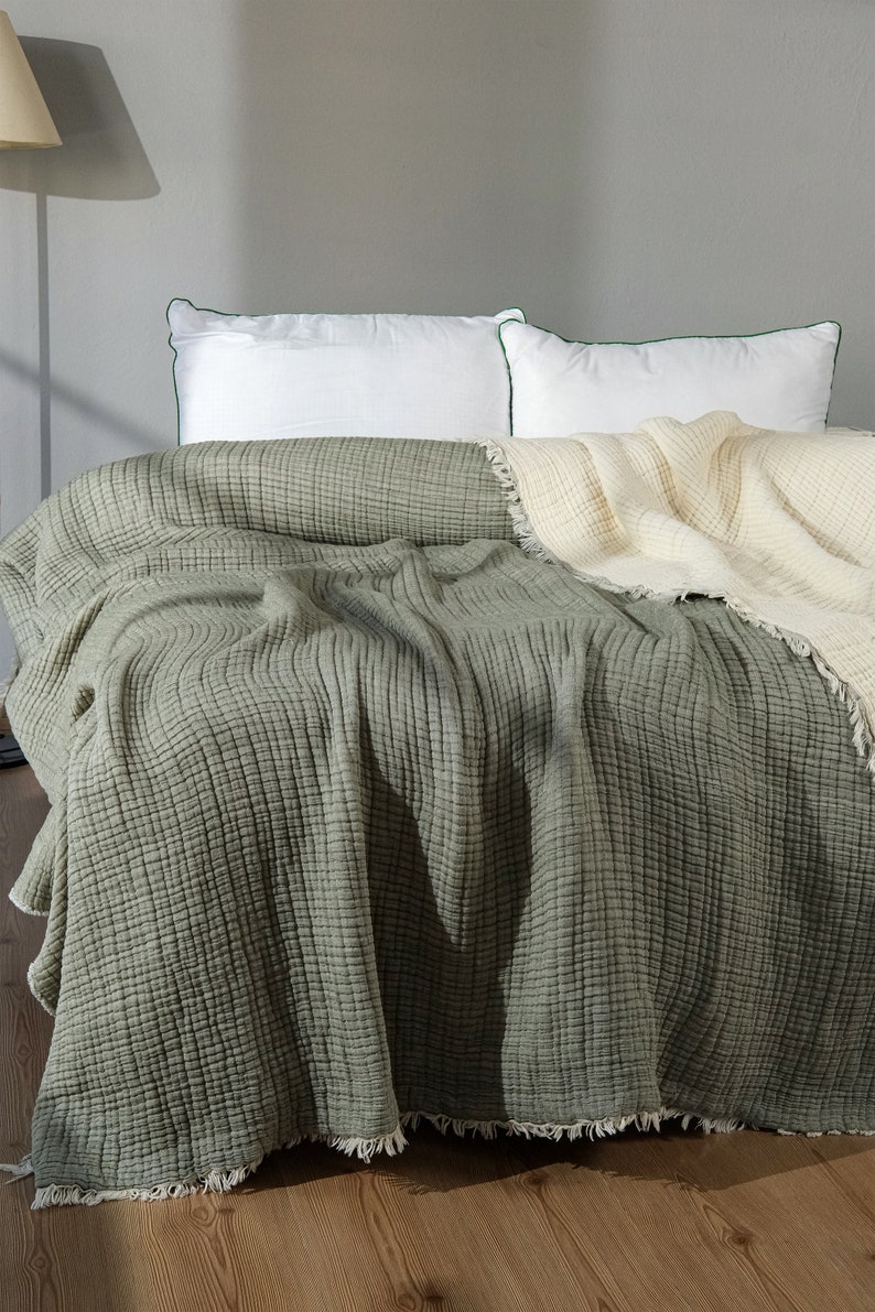 5 Layers King Size Gauze Comforter , OEKO-TEX Certified, Muslin Quilt, Organic Throw Blanket Khaki Green