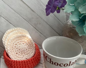 Set of 4 crochet coasters with holder