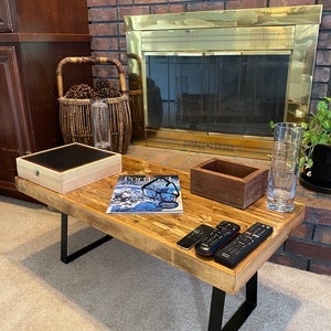 Pallet wood coffee table