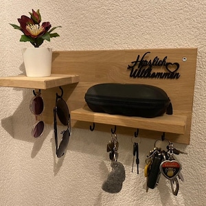 Personalisiertes Eichenholz Schlüsselbrett, eleganter Schlüsselaufbewahrung für den Eingangsbereich, Geschenk zum Hauseinzug, handgemacht
