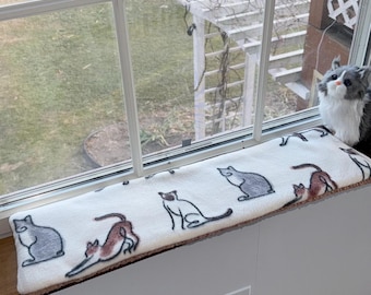 Windowsill Cat Pad: Reversible Sherpa Fleece Cushion, 6 inch