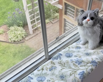 Windowsill cat pad/ 6” sill pad