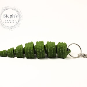 3D Printed Keychain |  Gecko Tail Keychains | MatMireMakes | Articulated Toy Keychains