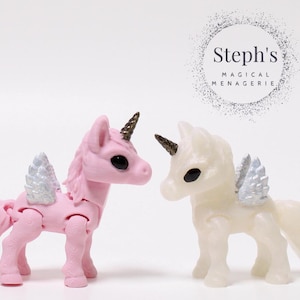 3D Gedrucktes Alicorn | Alicorn | Mythisches geflügeltes Einhorn | Handgemalt | Auf Bestellung | Gelenk-Fidget-Spielzeug | Aschenflügel3D