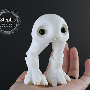 3D Printed Ghost | Fresno Nightcrawler | Cryptid | Hand-Painted | Made-To-Order | Twisty Prints | Articulated Fidget Toy