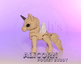Alicorn Pocket Buddy | Kleine mythische gevleugelde eenhoorn | Handgeschilderd | Op bestelling gemaakt | Knikspeeltje fidget | Geautoriseerde CinderWing3D-leverancier