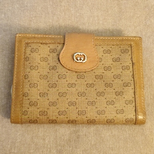 Nice Vintage Gucci 1980 GG Wallet