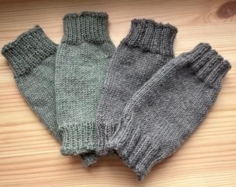 Knitted leg warmers for babies and toddlers