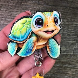 Green Sea Turtle Badge Reel: Glitter ID Holder with Alligator Clip