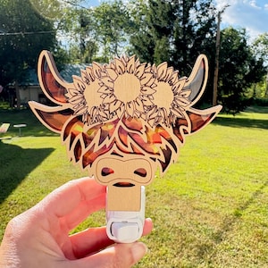 Highland Cow w/sunflowers