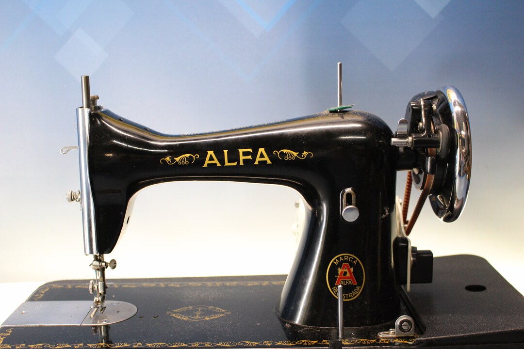 Alfa Sewing Machine. Alfa S.A. Eibar, Spain. 30s. Etsy UK
