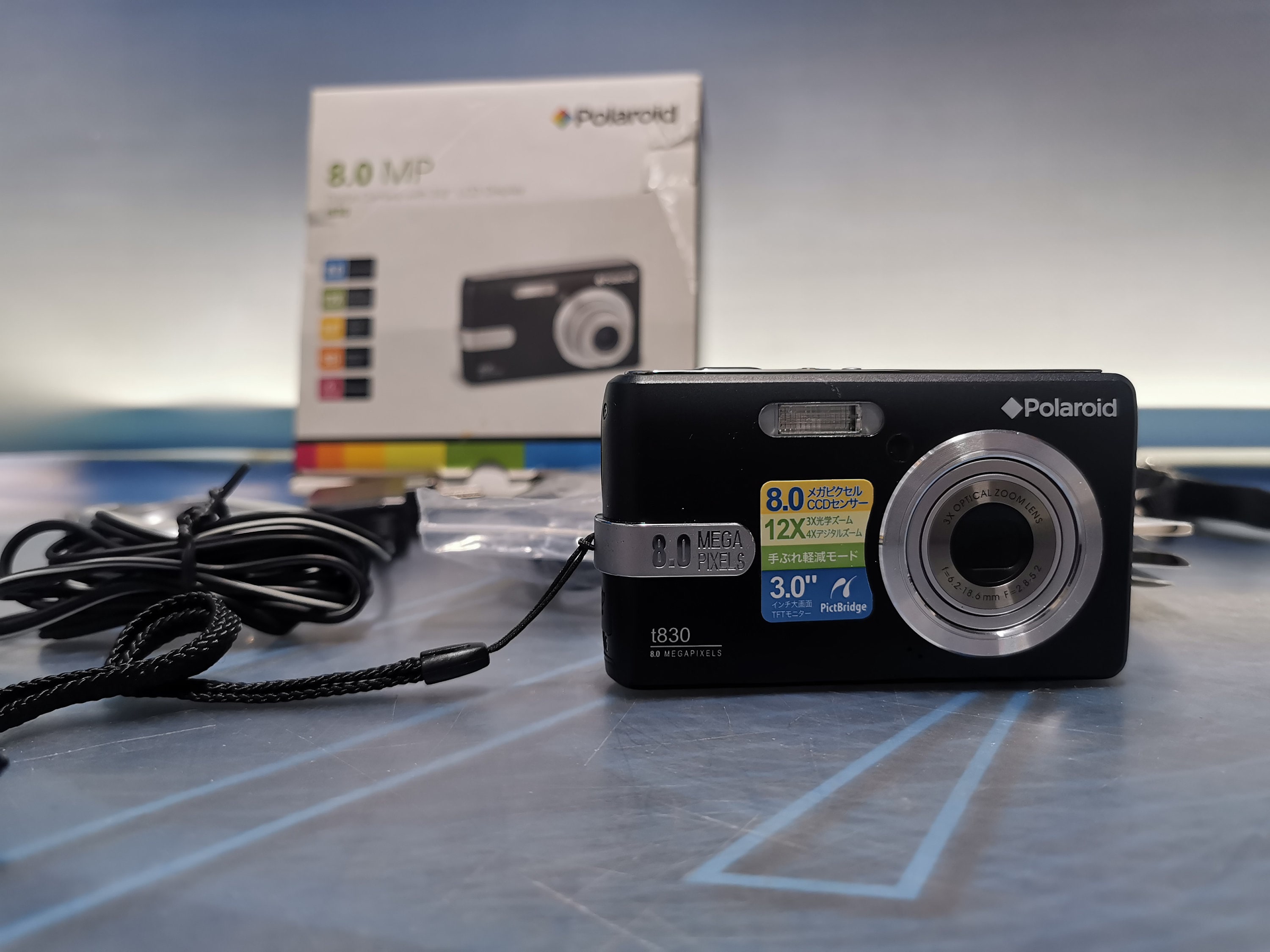 Polaroid T830 8.0MP 3X Optical / 4X Digital Zoom Camera Polaroid T830 8.0MP 3X Optical / 4X Digital Zoom Camera