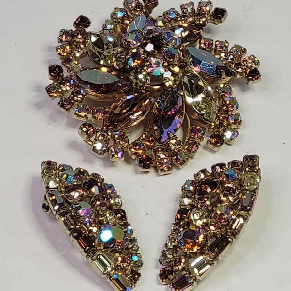 Stunning Vintage Signed Sherman brooch and earrings set.