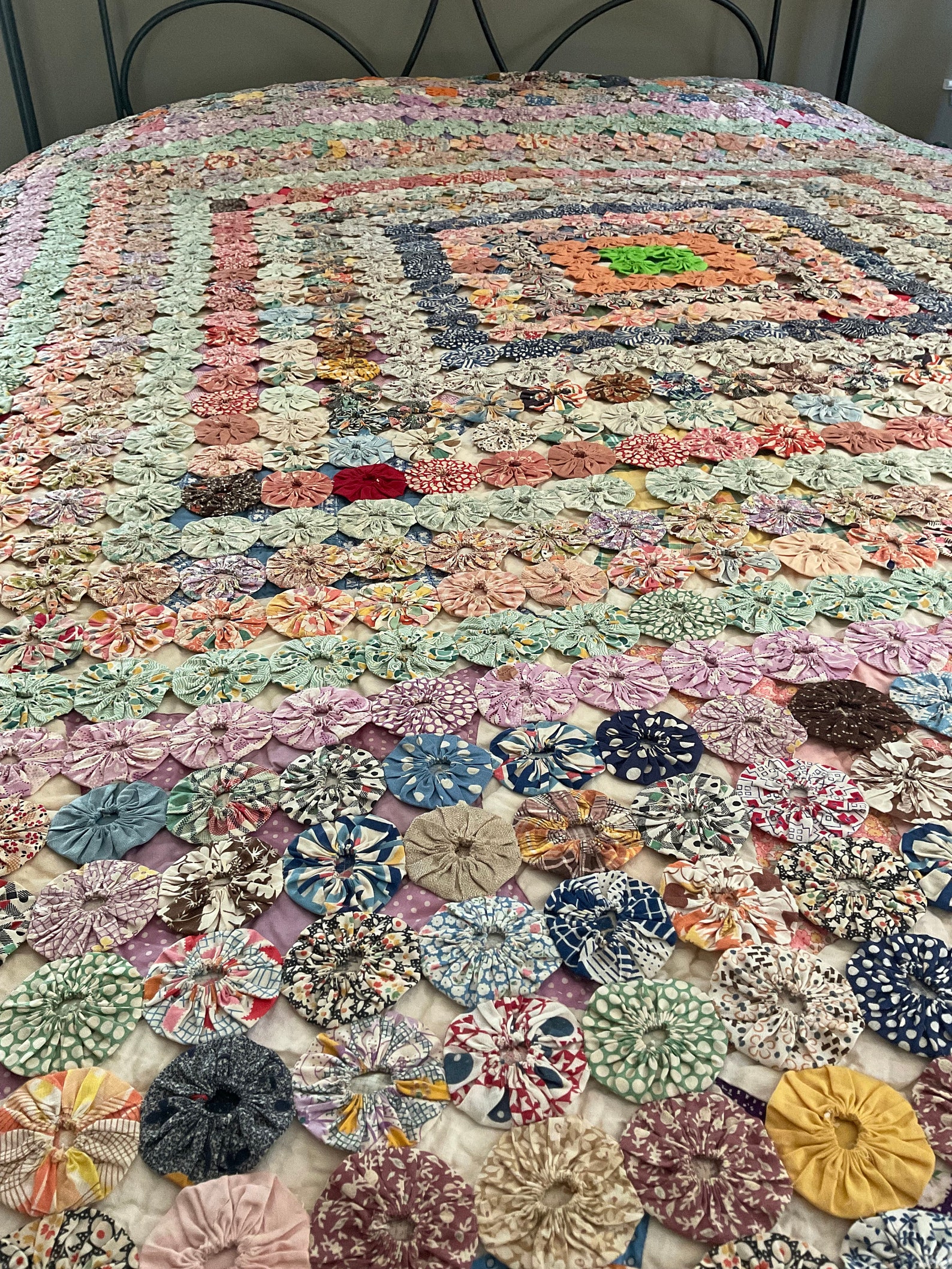 Yummy Yoyo or Bottle Cap Quilt Etsy