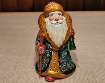 Père Noël en bois 16 cm 6,3"/Sculpté et peint à la main/Cadeau de Noël traditionnel/Décoration d'intérieur/Figurine de Saint-Nicolas/Ded Moroz/Père Frost