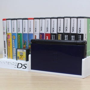Nintendo DS Lite and Game Display Stand