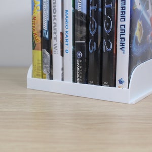 Video Game Storage Comb; Tabletop Video Game Storage