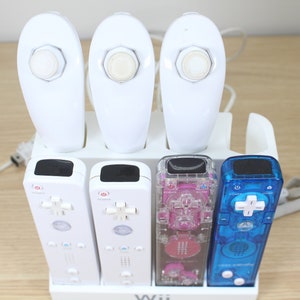 Wii Controller and Nunchuck Display Storage Stand image 4