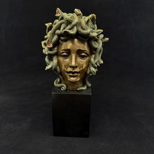 Medusa Bust Statue: Bronze Finish Greek Mythology Decor