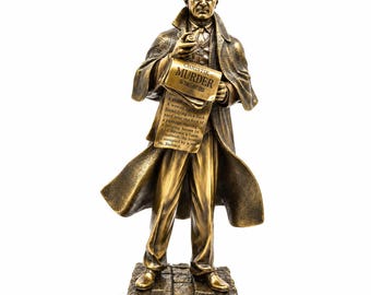 Sherlock Holmes Detective Sculpture | Bronze Finish Figurine | Literature Lover Gift | Office, Study, Library Decor