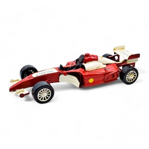 Vintage Metal Formula 1 Car Model | Ferrari F1 Inspired Racing Car Decor | Gift for Racing Fans, Collectors, and Motorsport Lovers