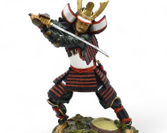 Samurai Warrior Statue – Japanese Sword Fighter Decorative Figurine