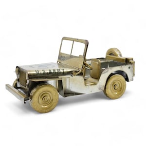 Vintage Metal Army Jeep Model: Military Vehicle Decor