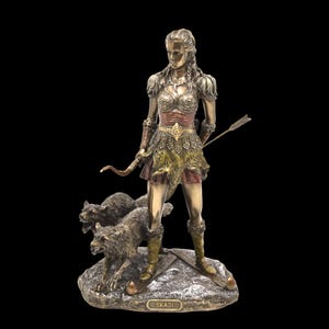 Skadi Norse Goddess Statue – Viking Huntress Figurine with Wolves – Nordic Mythology Decor – Bronze Finish Sculpture – 27.5 cm