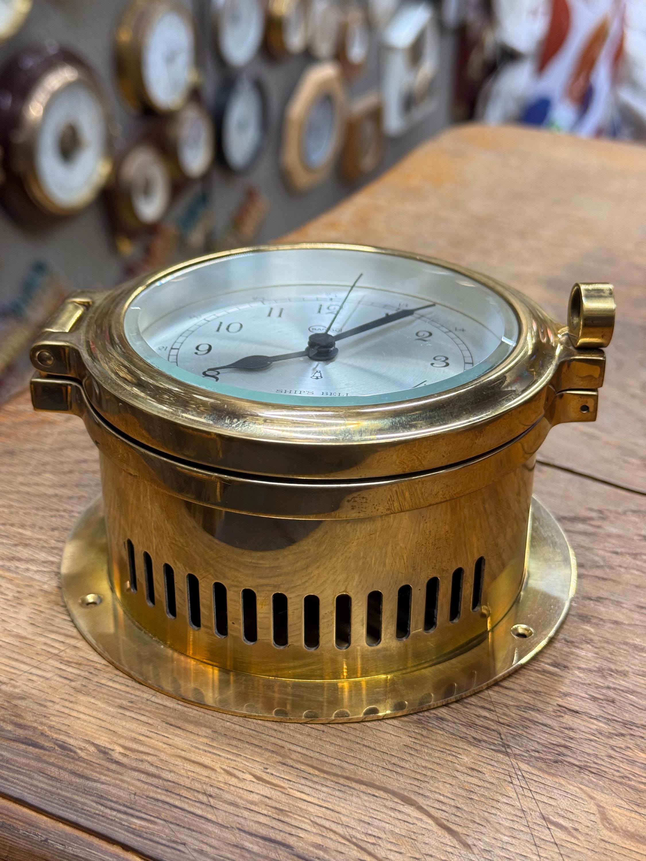 Yacht clock Österreich