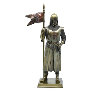 Estatua de caballero cruzado pintada a mano: decoración medieval para el hogar